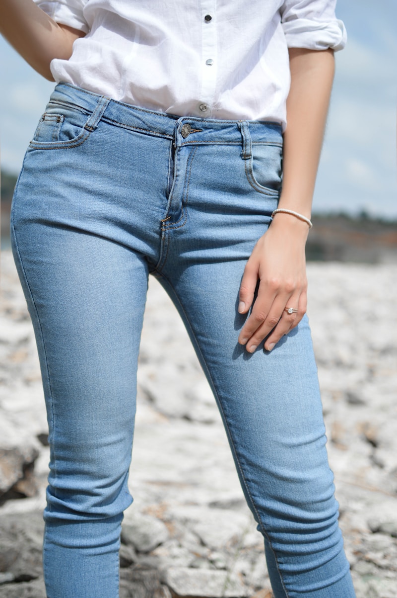 Light wash skinny fit